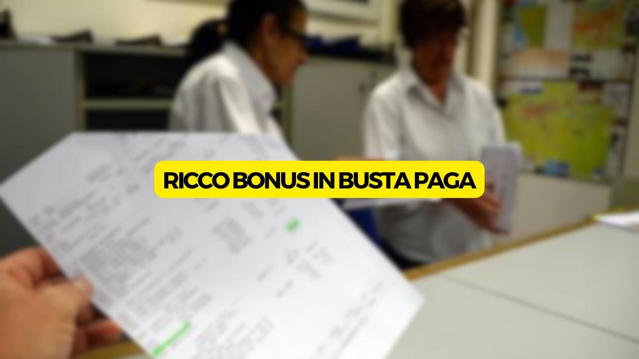 busta paga in mano