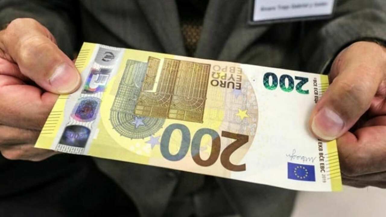 200 euro